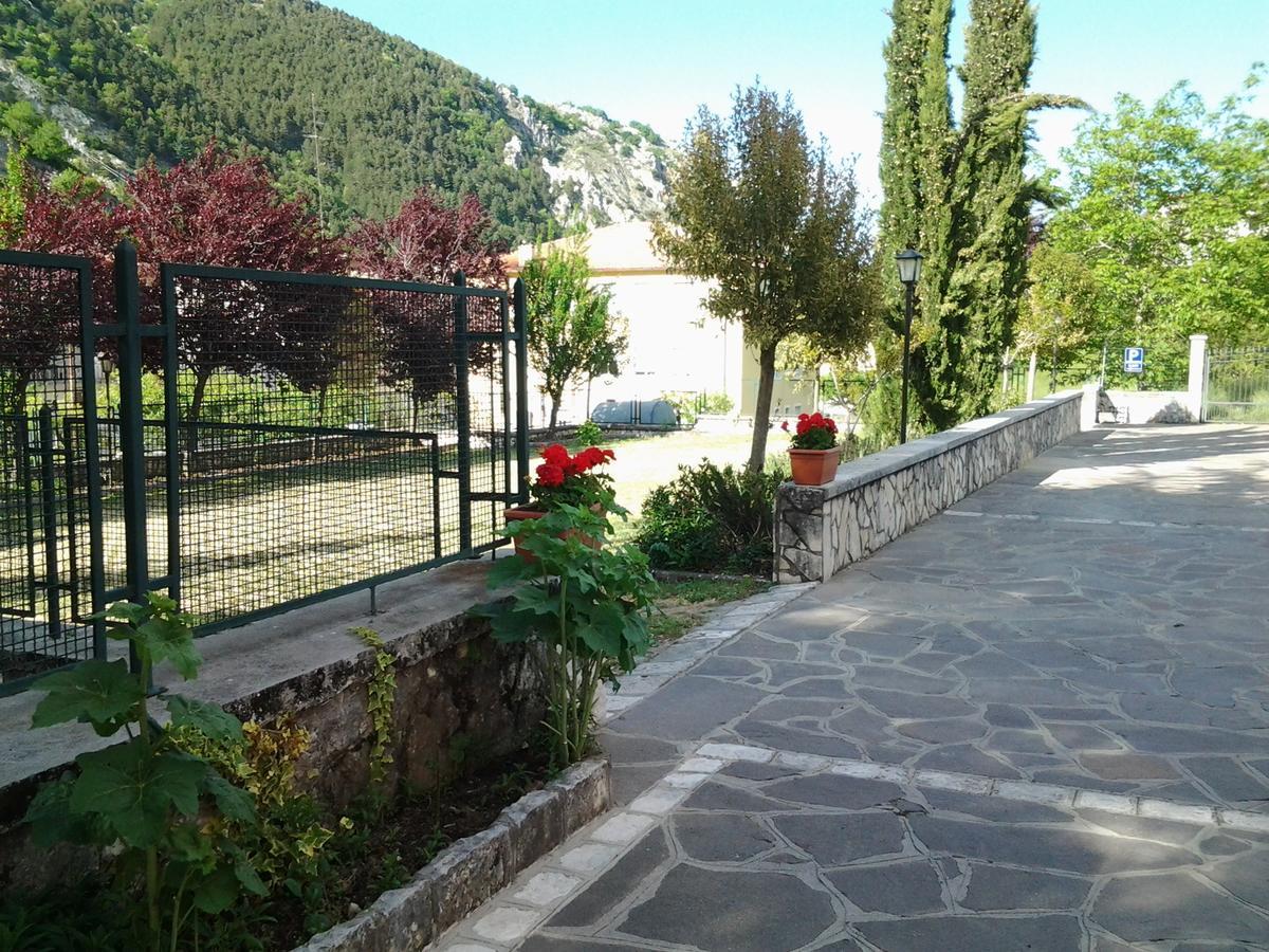Casale Maginulfo Hotel Roccamandolfi Bagian luar foto