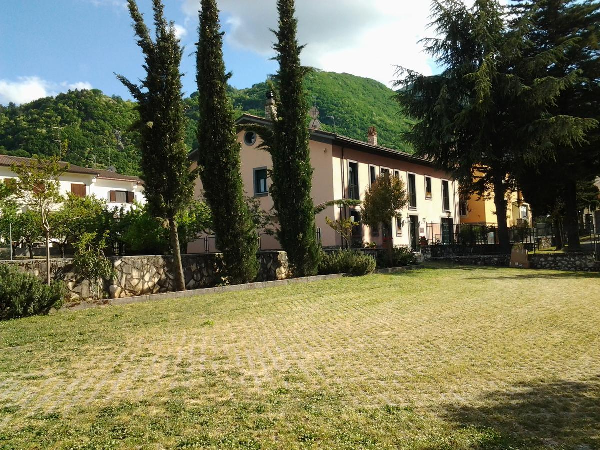 Casale Maginulfo Hotel Roccamandolfi Bagian luar foto