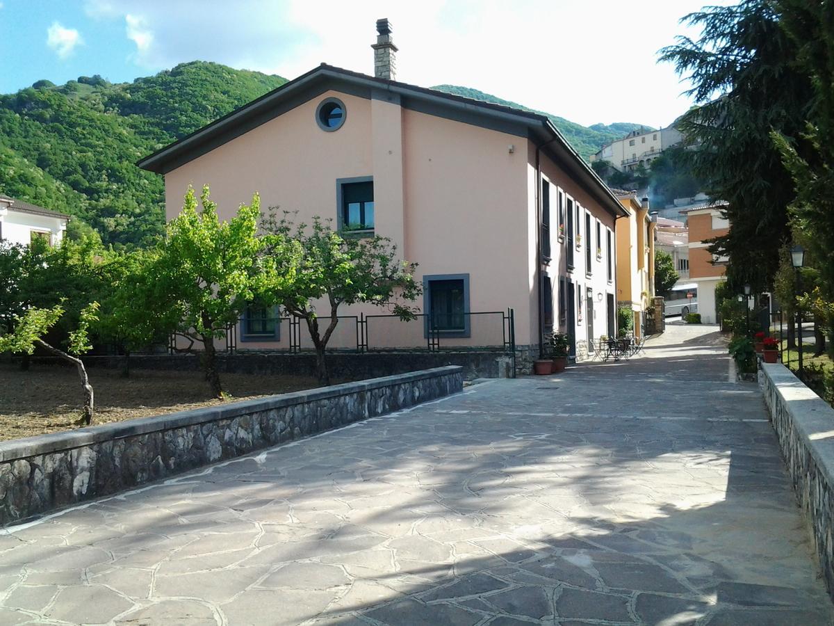 Casale Maginulfo Hotel Roccamandolfi Bagian luar foto