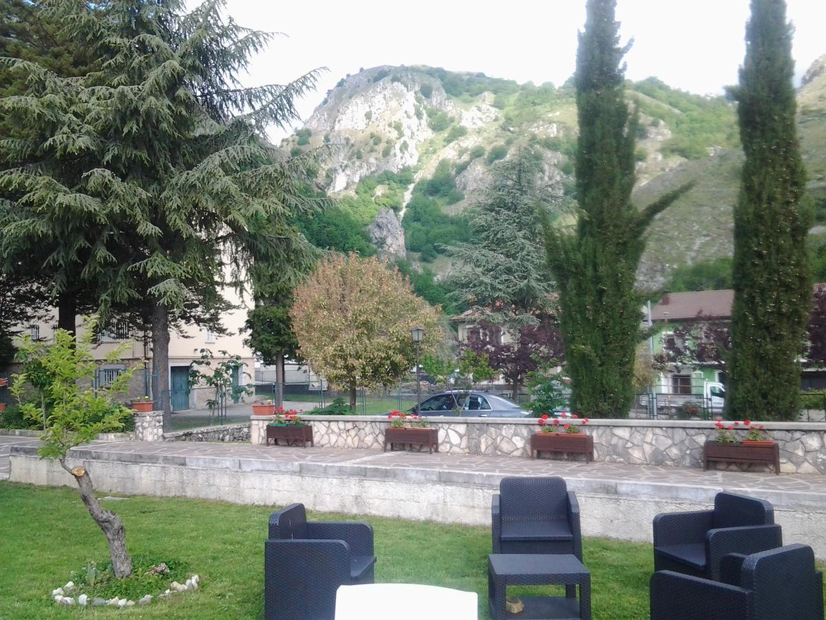 Casale Maginulfo Hotel Roccamandolfi Bagian luar foto